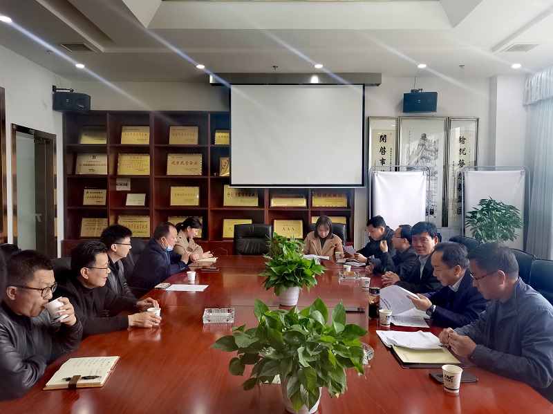 新洲區(qū)委統(tǒng)戰(zhàn)部、區(qū)工商聯(lián)領導走訪我司考察